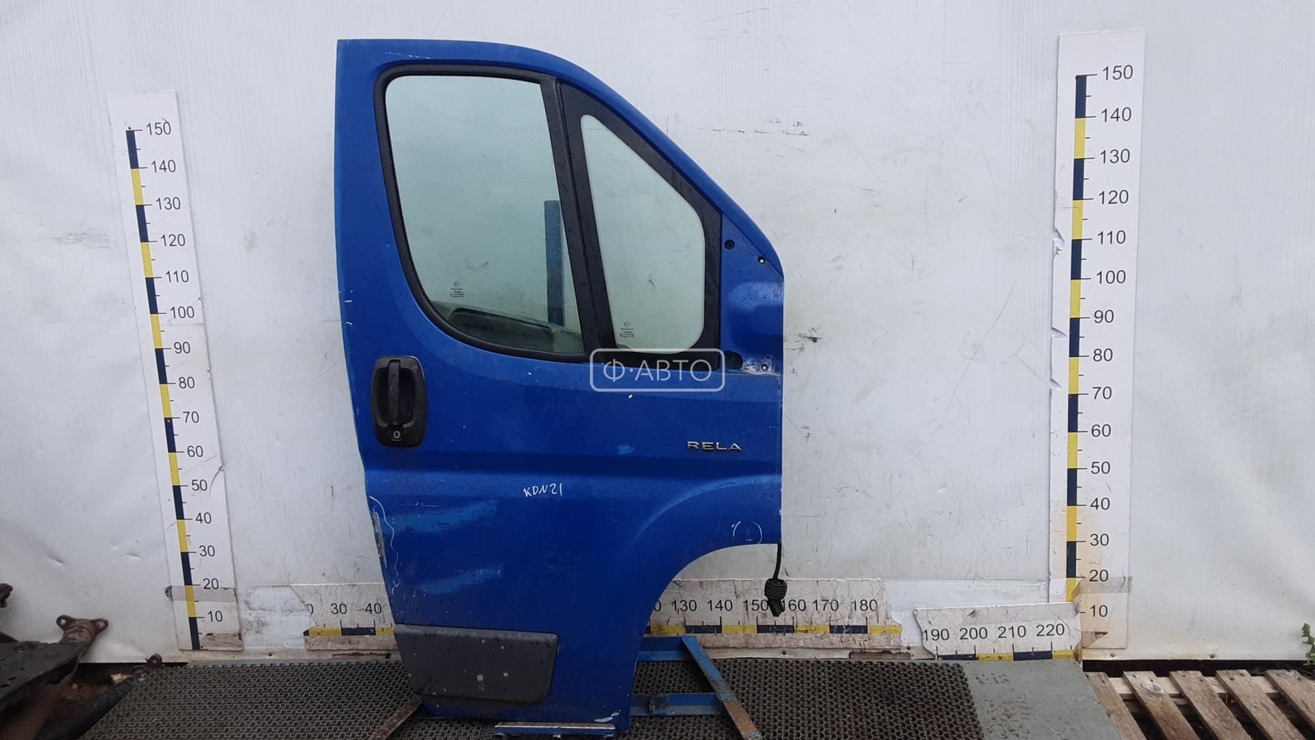 Дверь передняя правая