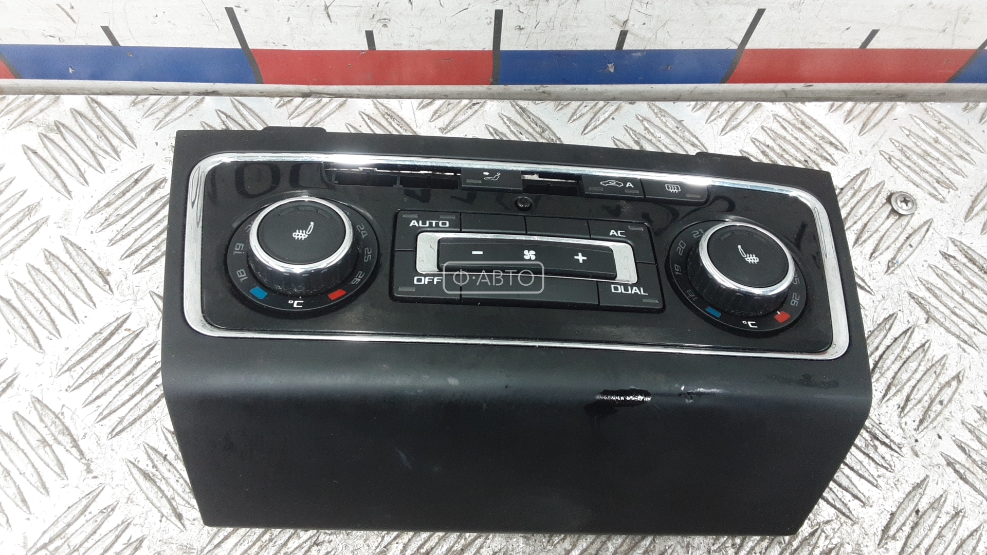 Блок управления печки и климат-контроля