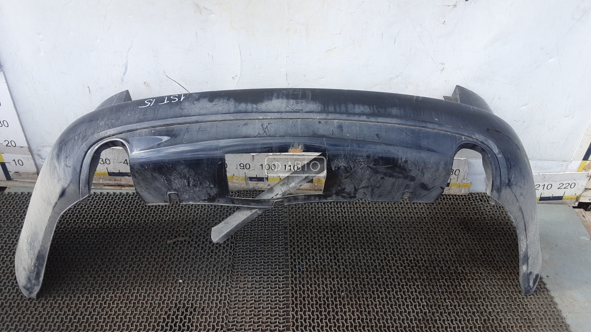 Бампер задний