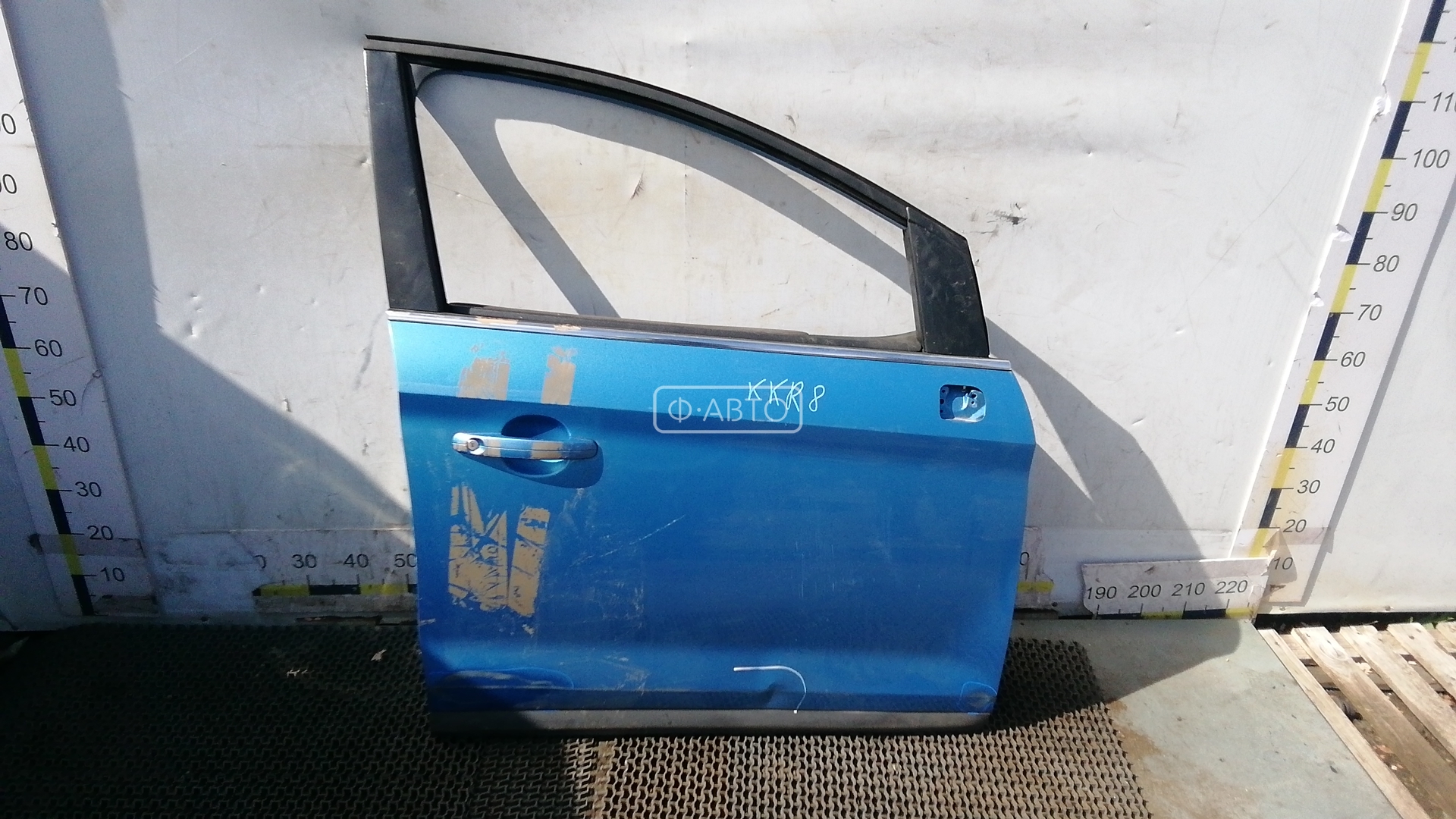 Дверь передняя правая