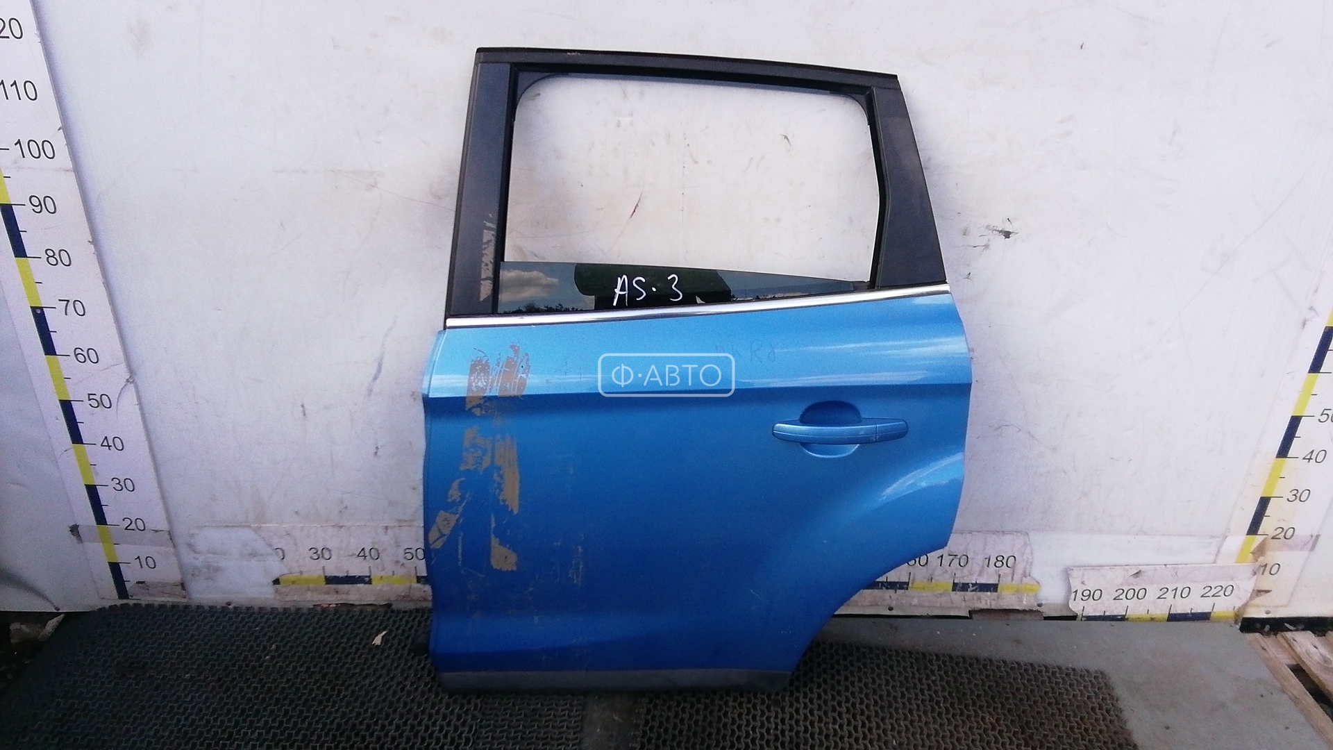 Дверь задняя левая