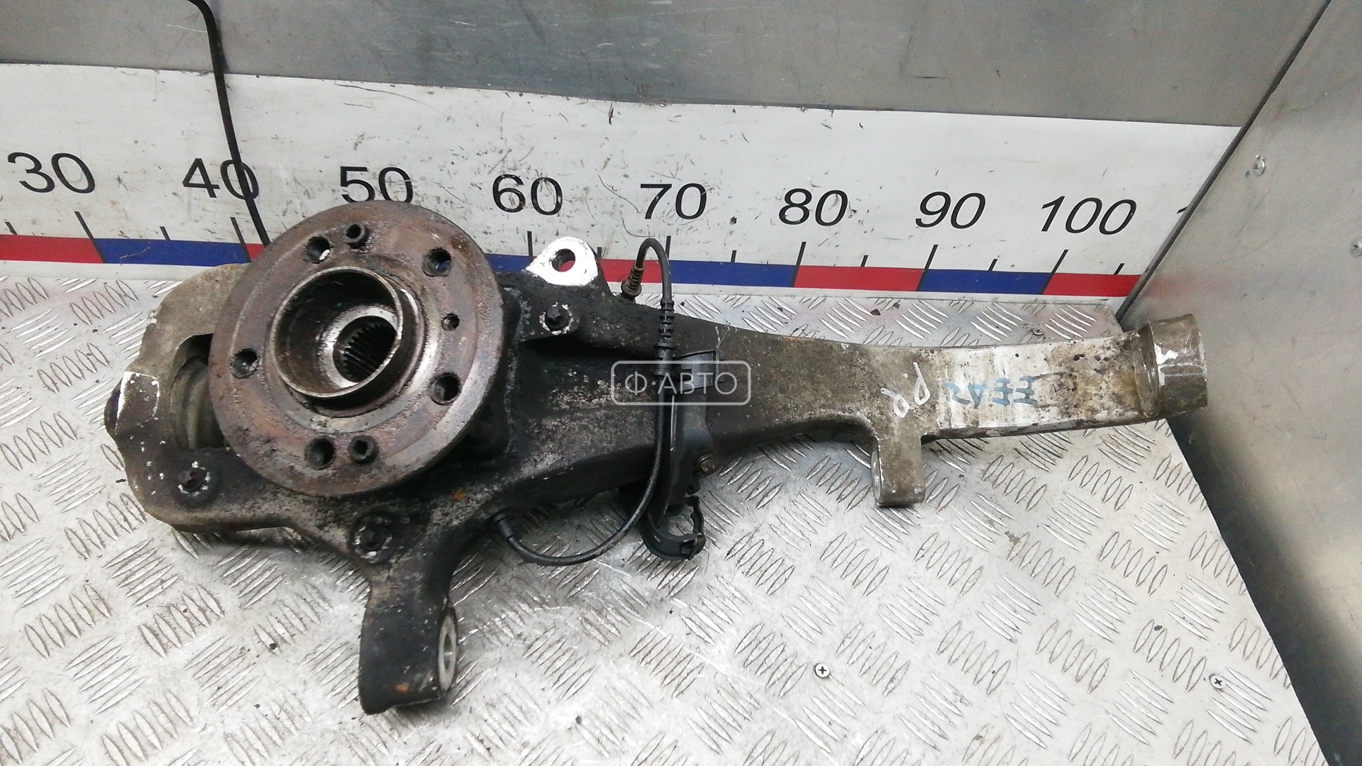 Ступица передняя правая