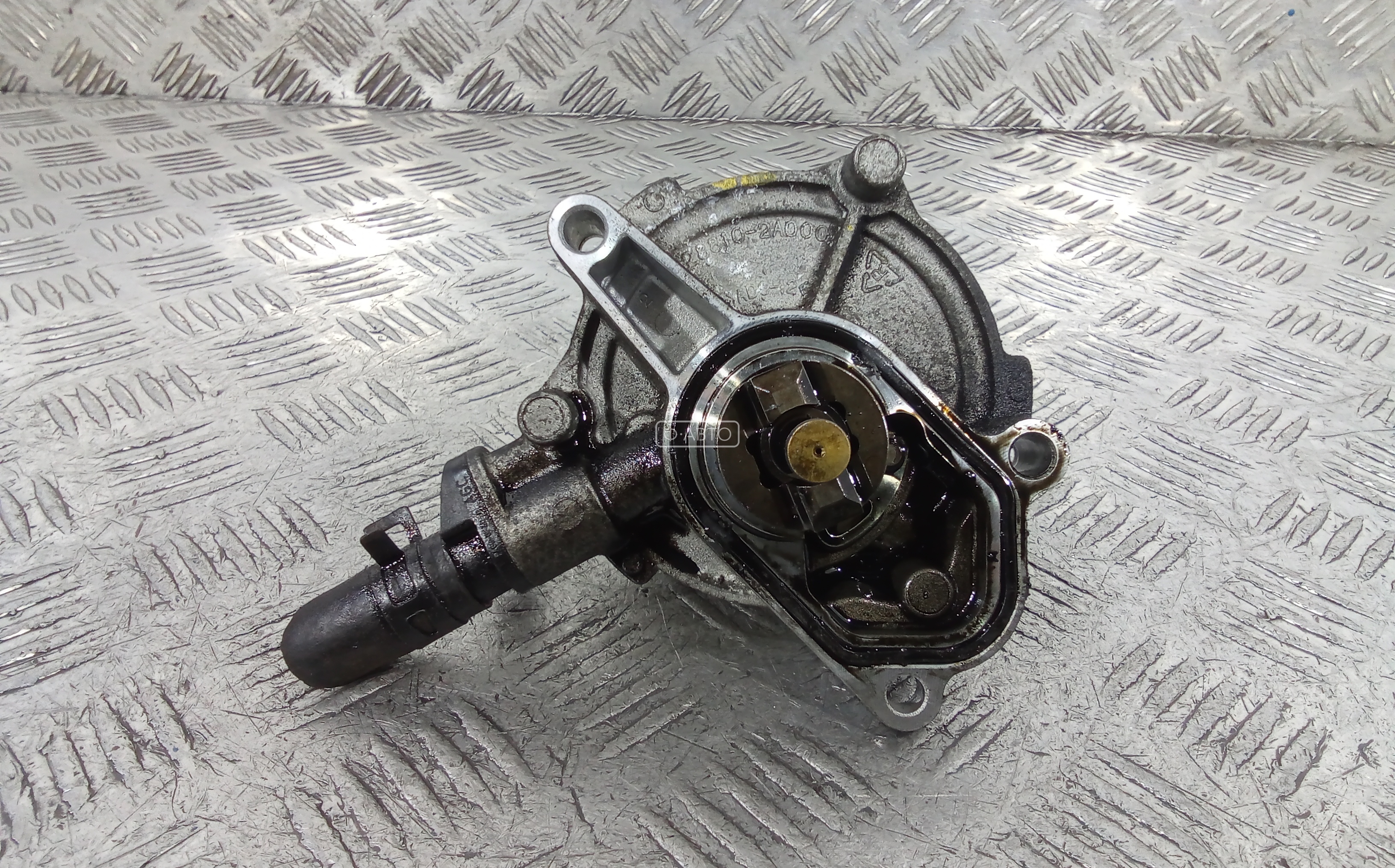 Насос вакуумный