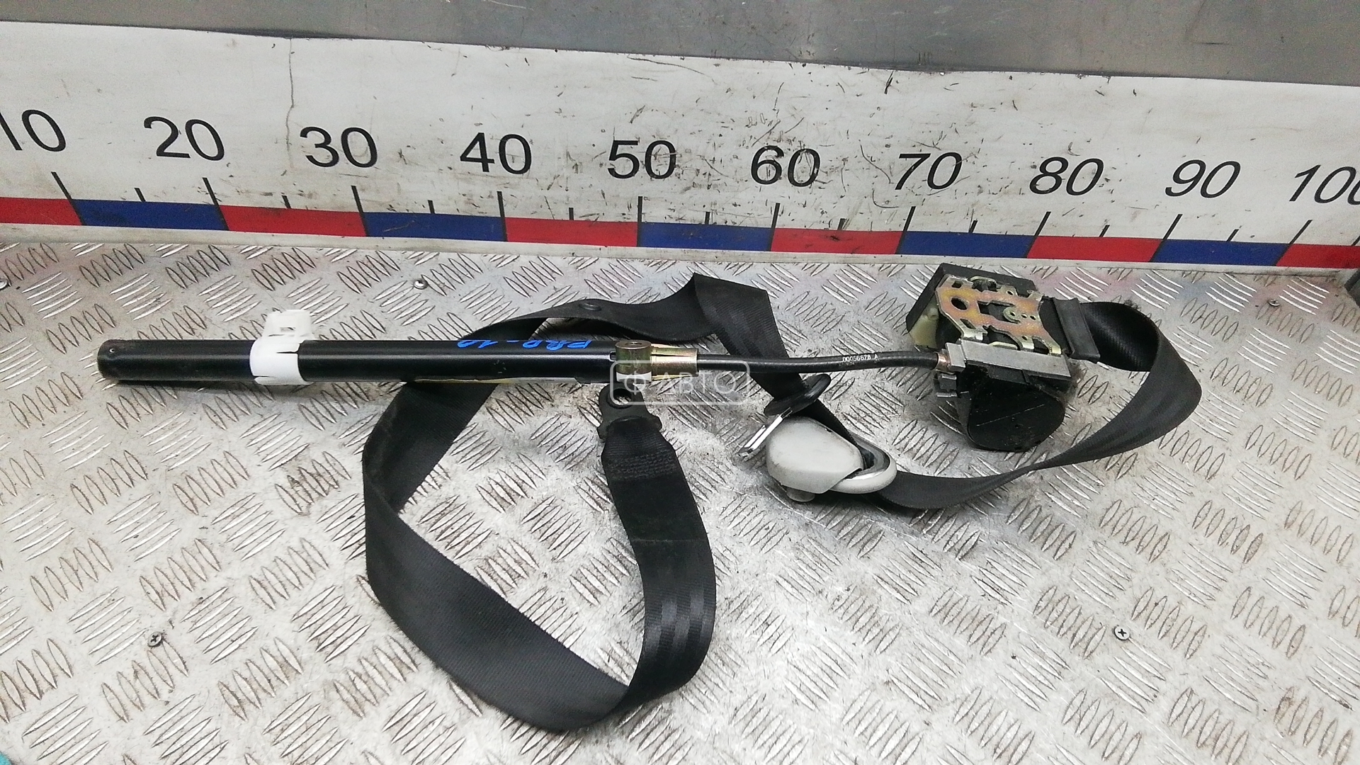 Ремень безопасности с пиропатроном сиденья переднего