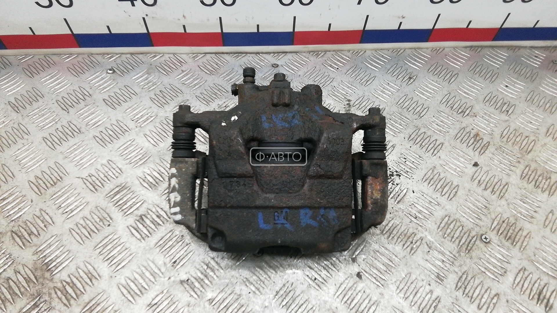 Суппорт тормозной передний правый