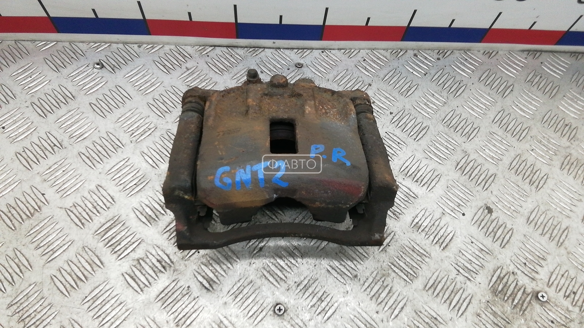 Суппорт тормозной передний правый