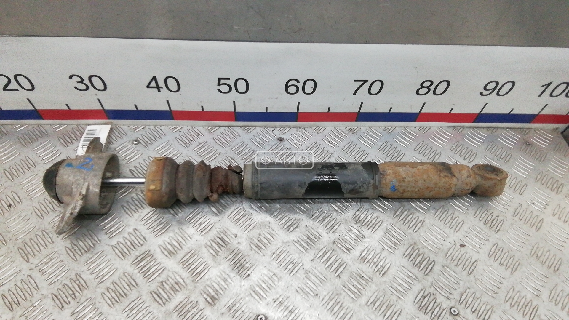 Амортизатор задний