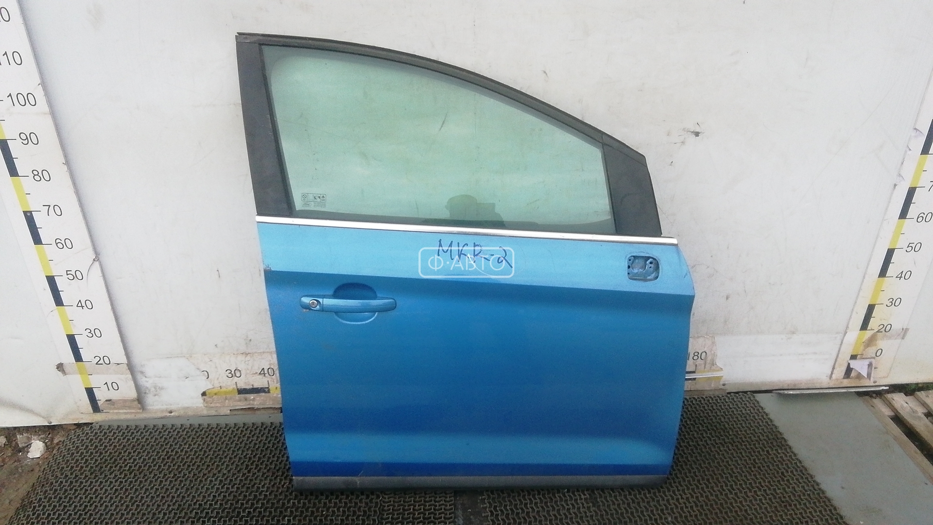 Дверь передняя правая