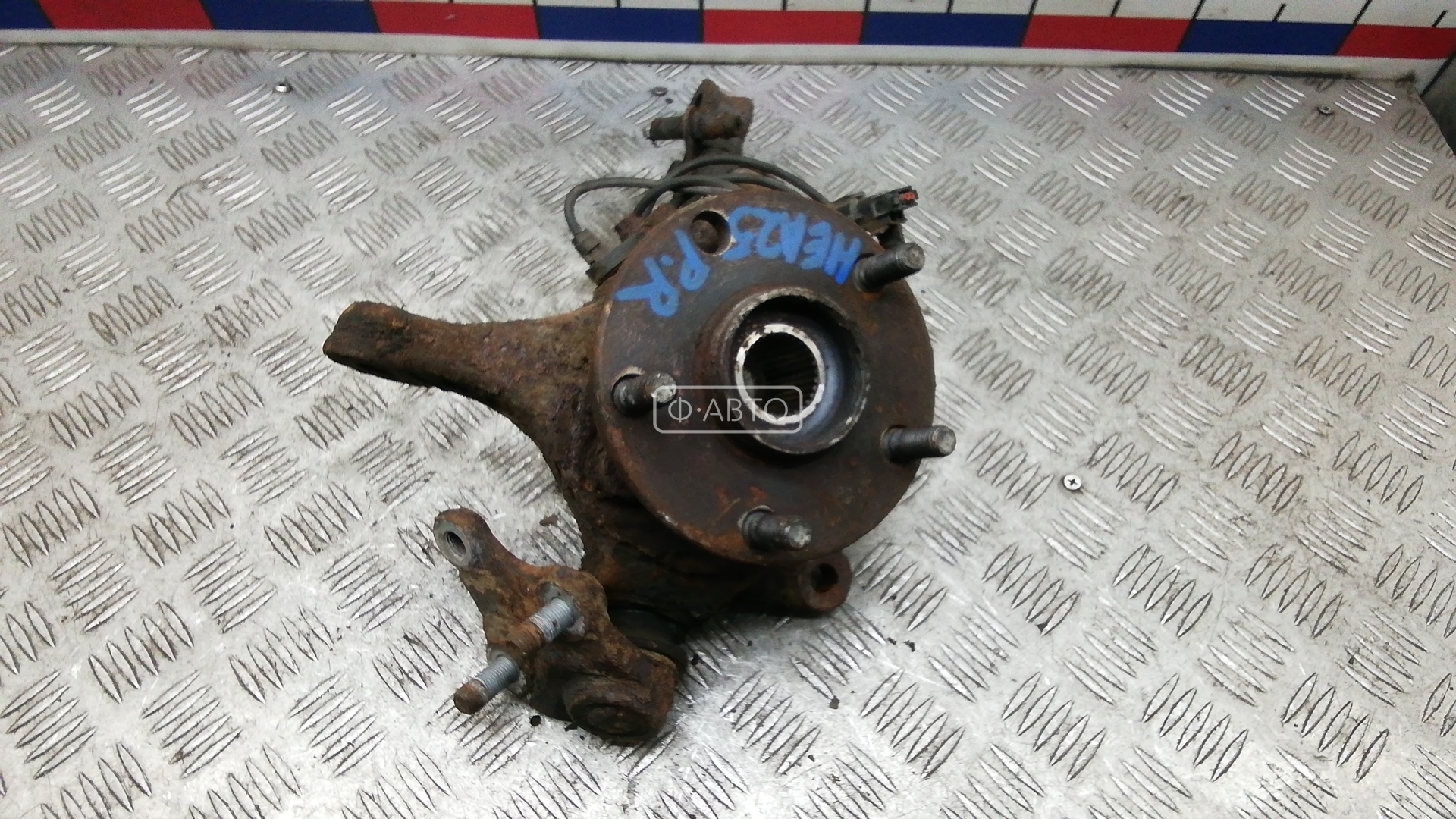 Ступица передняя правая