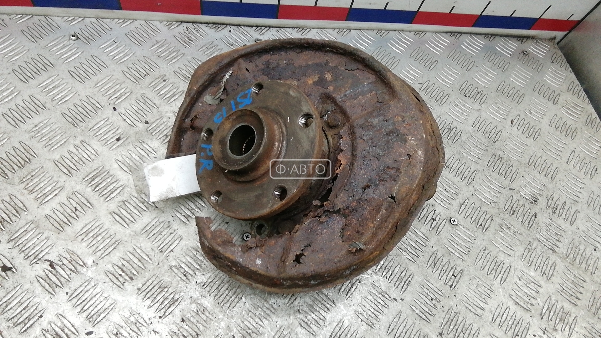 Ступица задняя правая