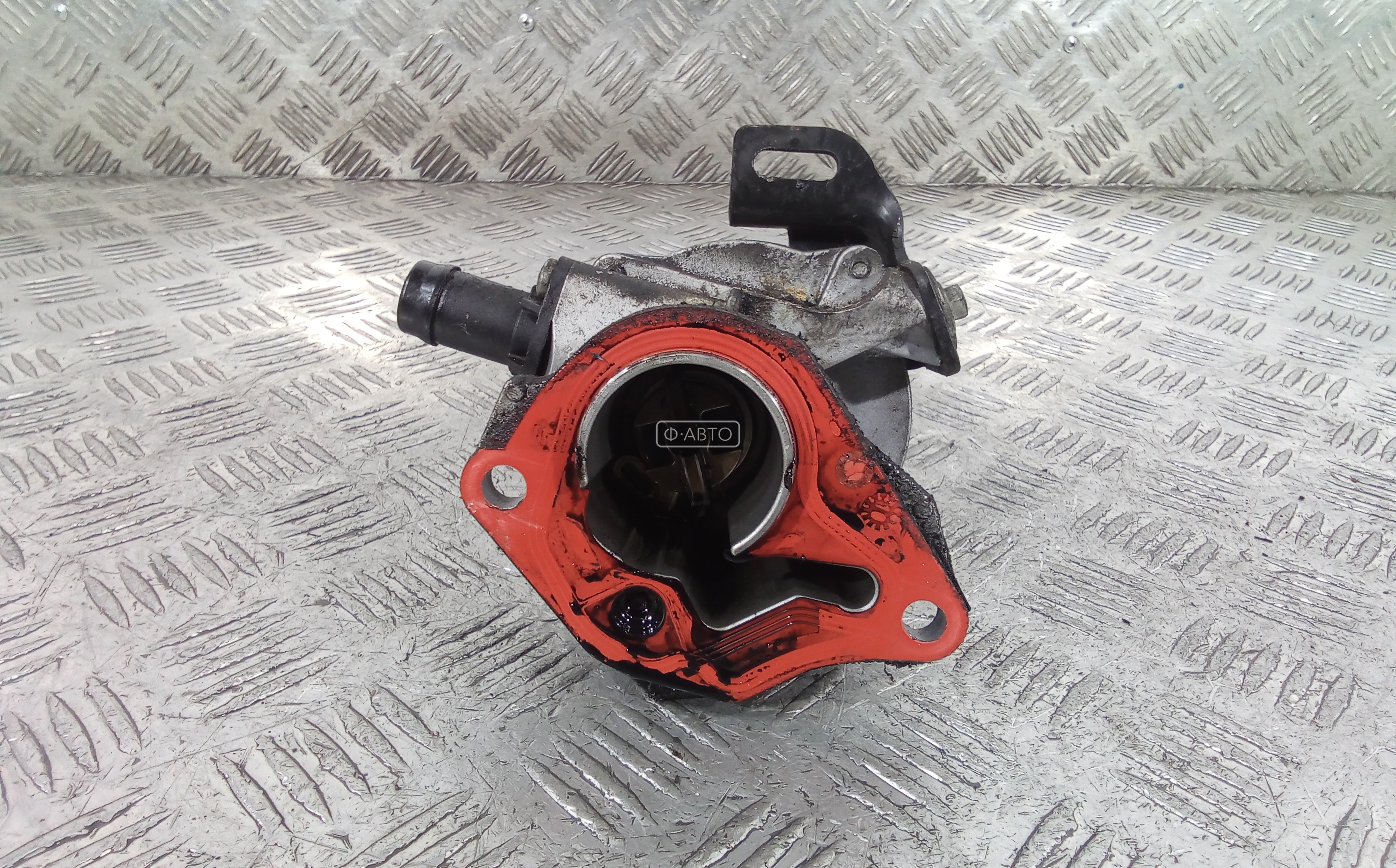 Насос вакуумный