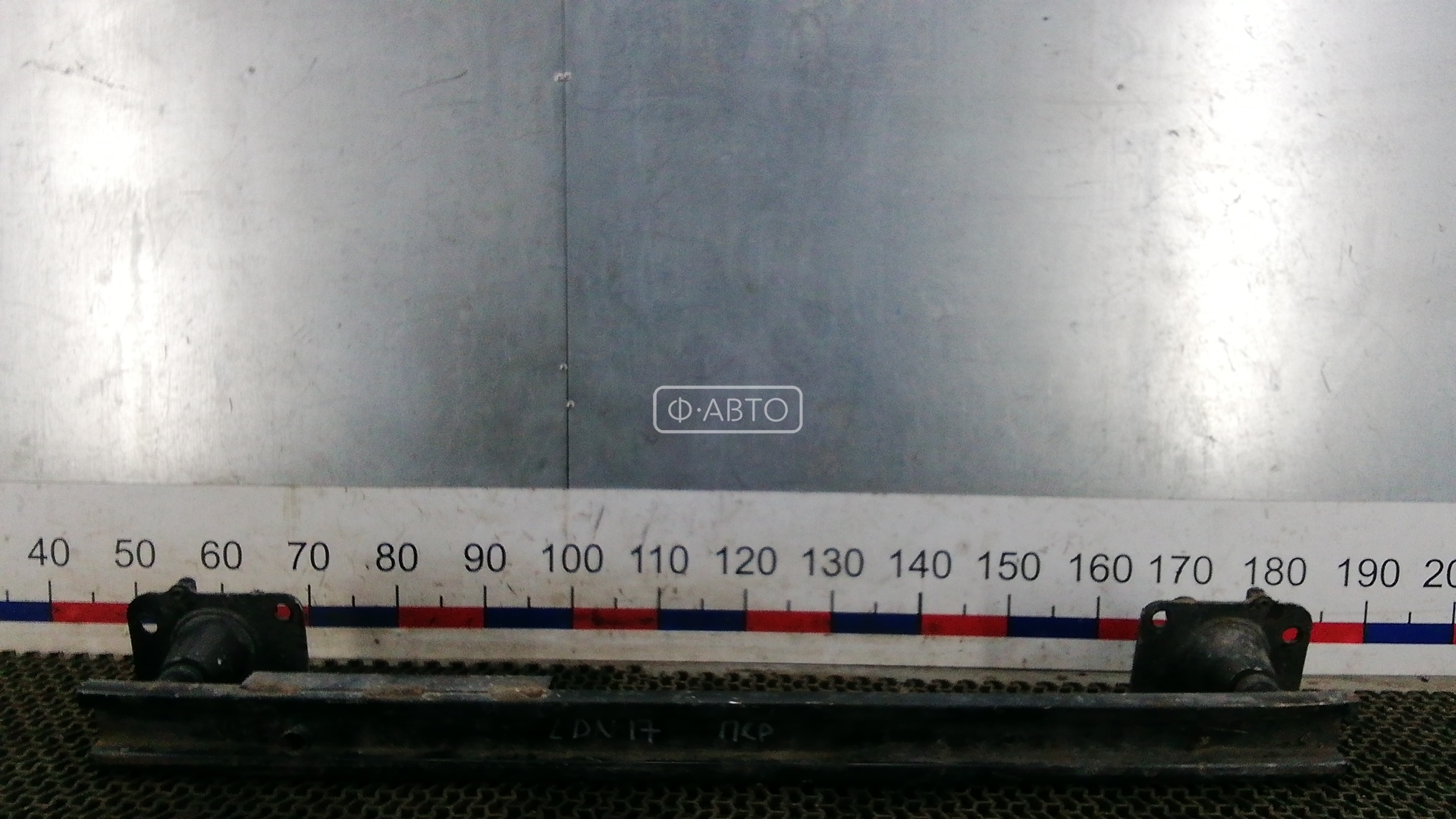 Усилитель бампера передний (кронштейн)