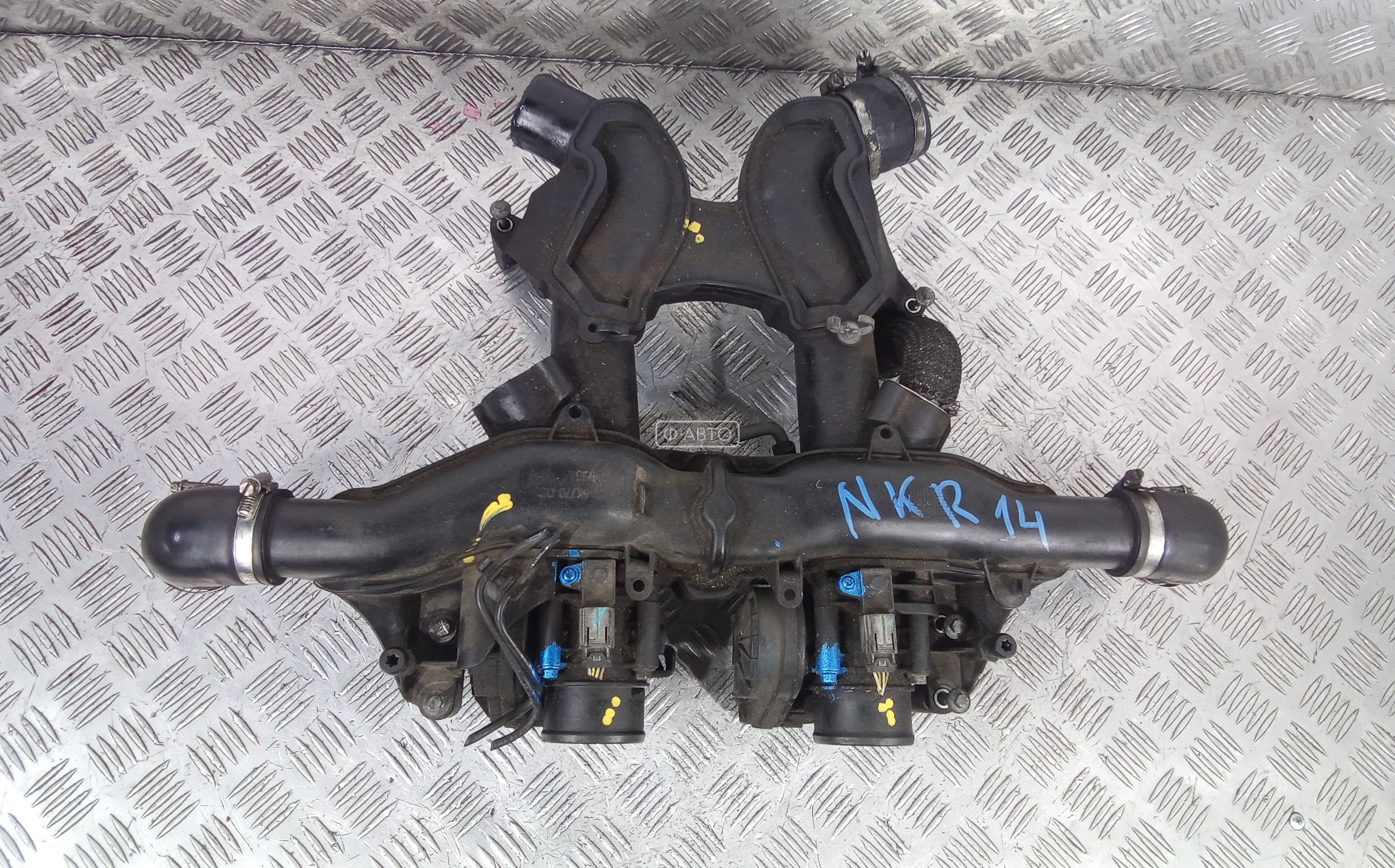 Впускной коллектор дизельный