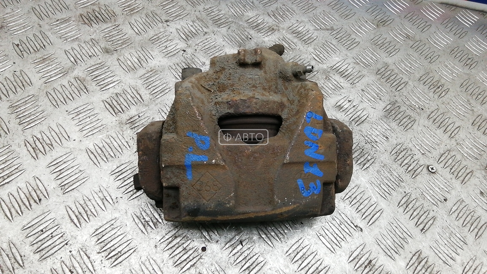 Суппорт тормозной передний левый