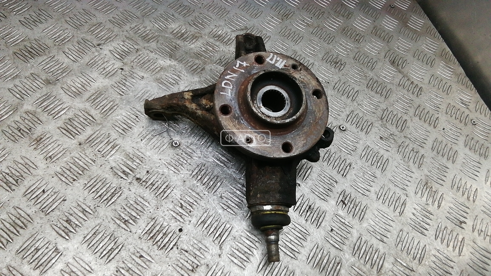 Ступица передняя правая