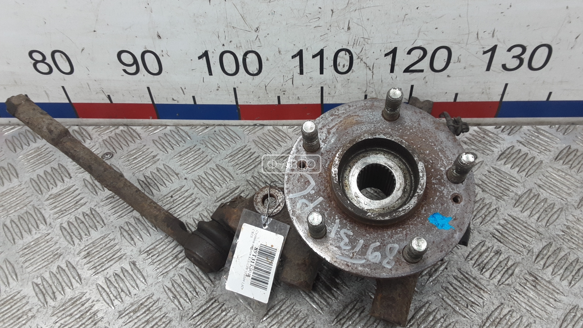 Ступица передняя левая