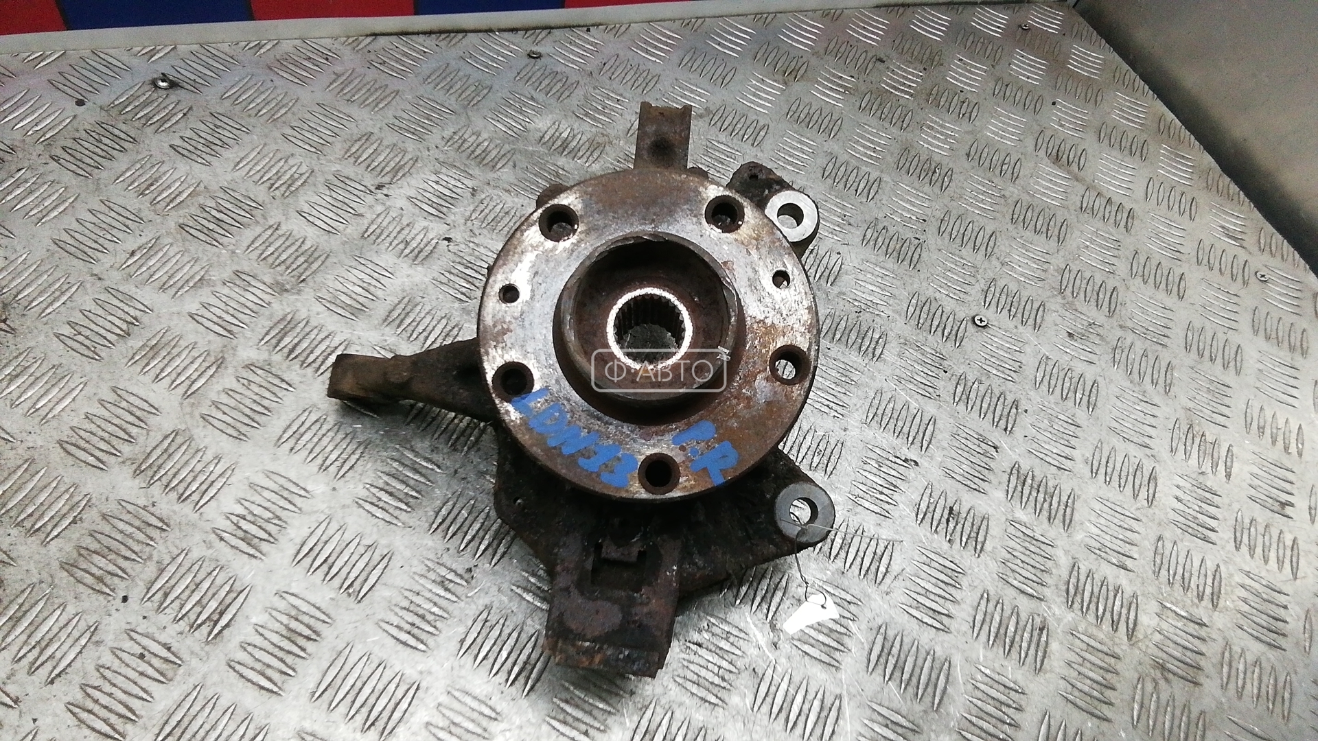 Ступица передняя правая