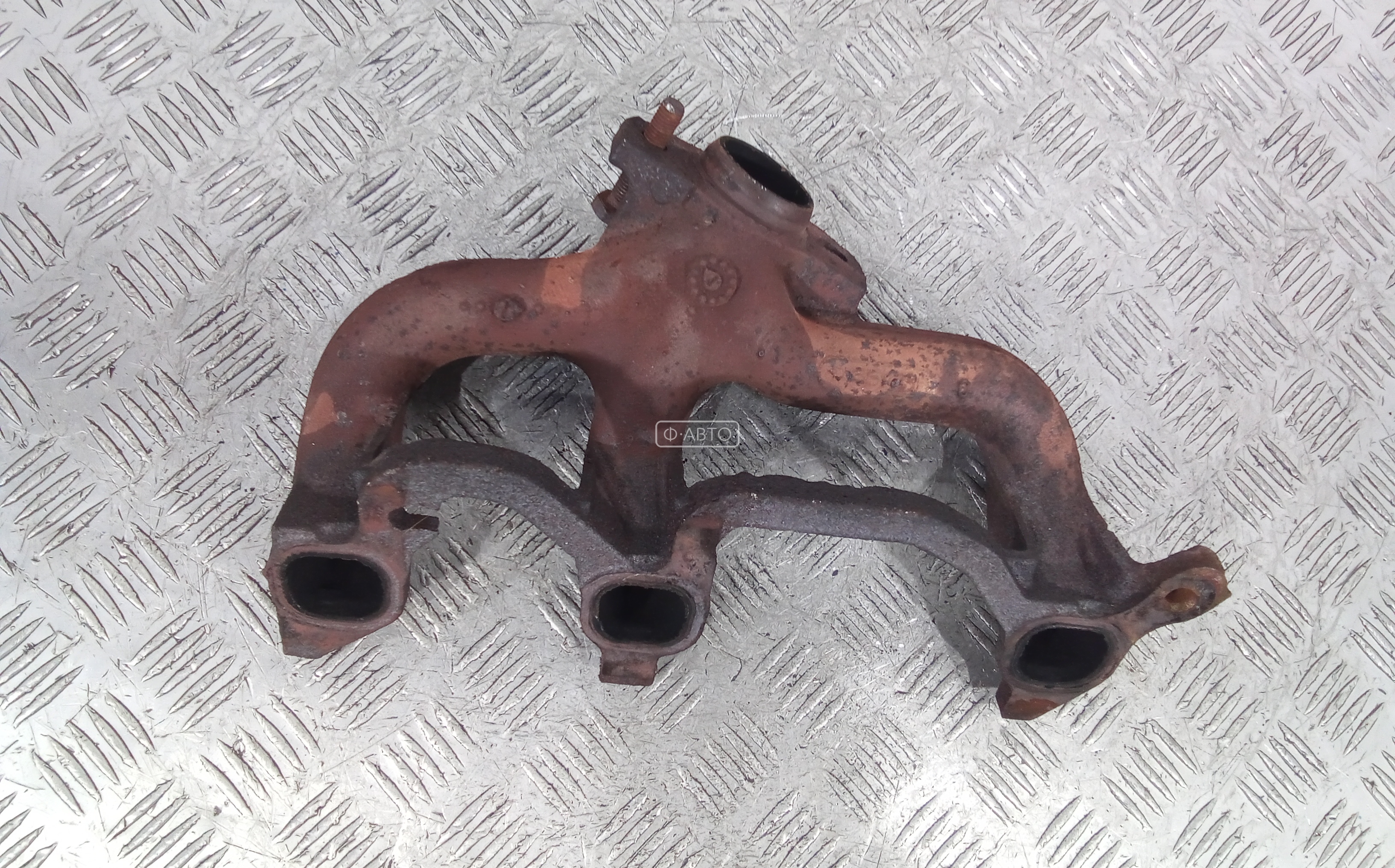 Выпускной коллектор бензиновый