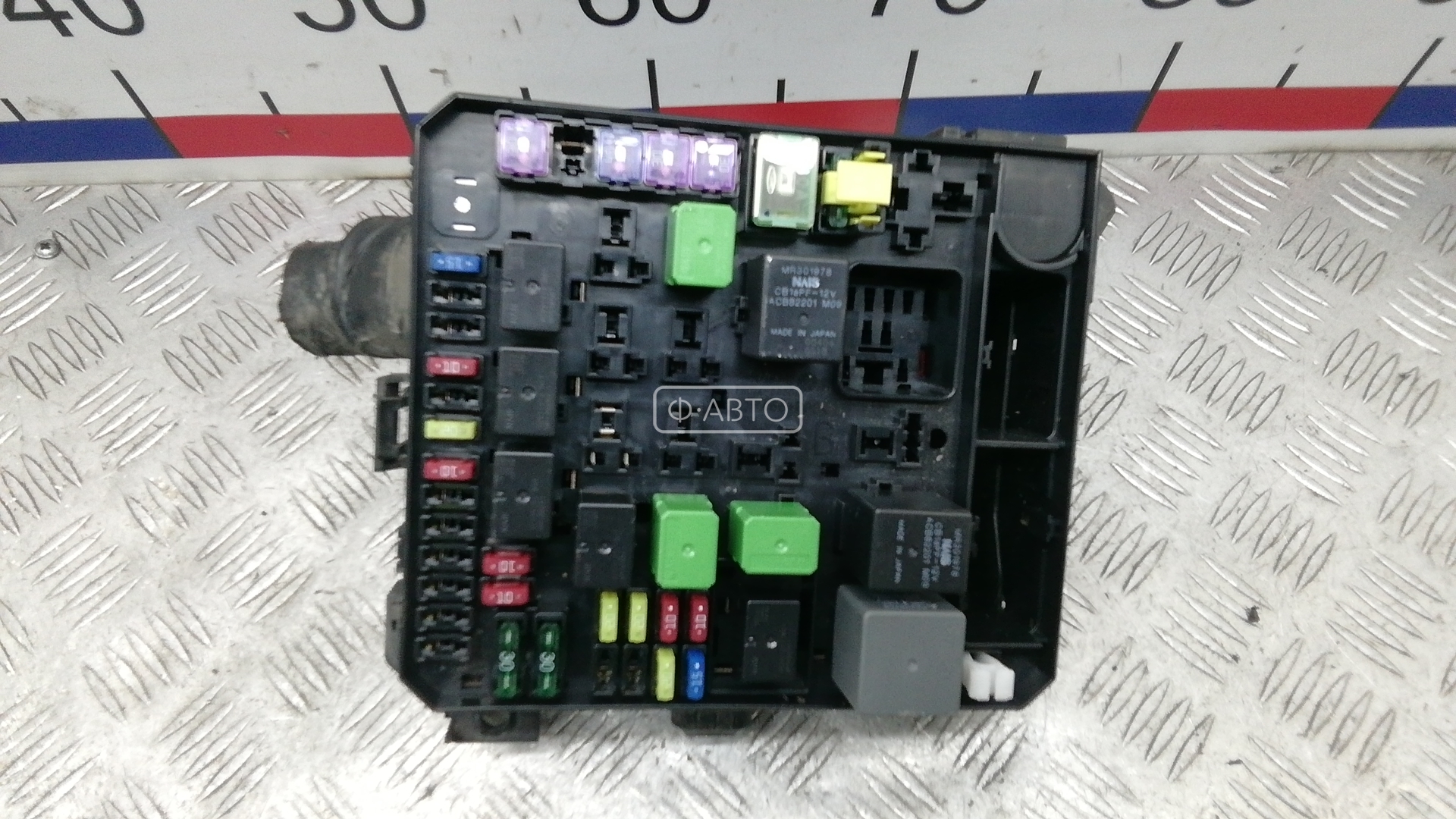 Блок предохранителей