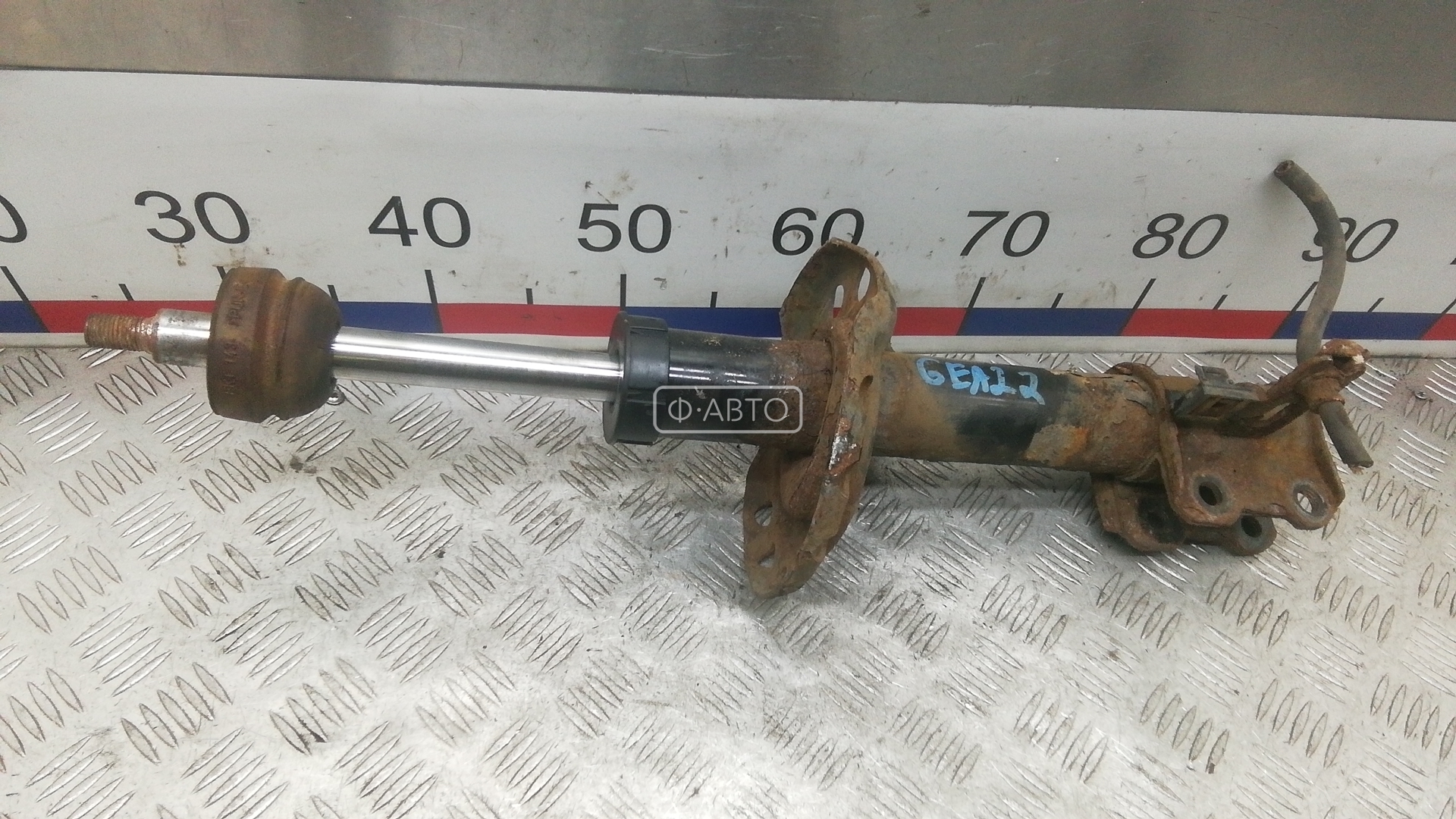 Амортизатор передний