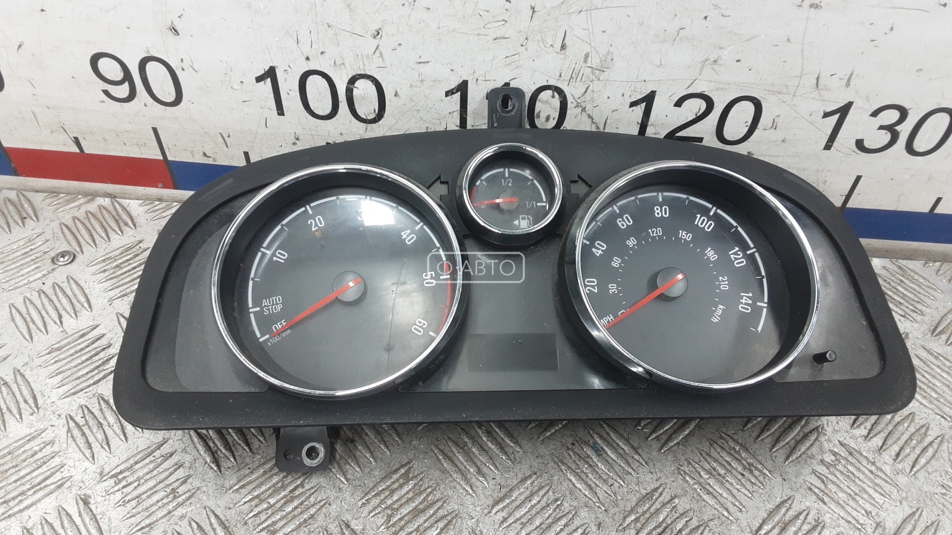 Щиток приборов