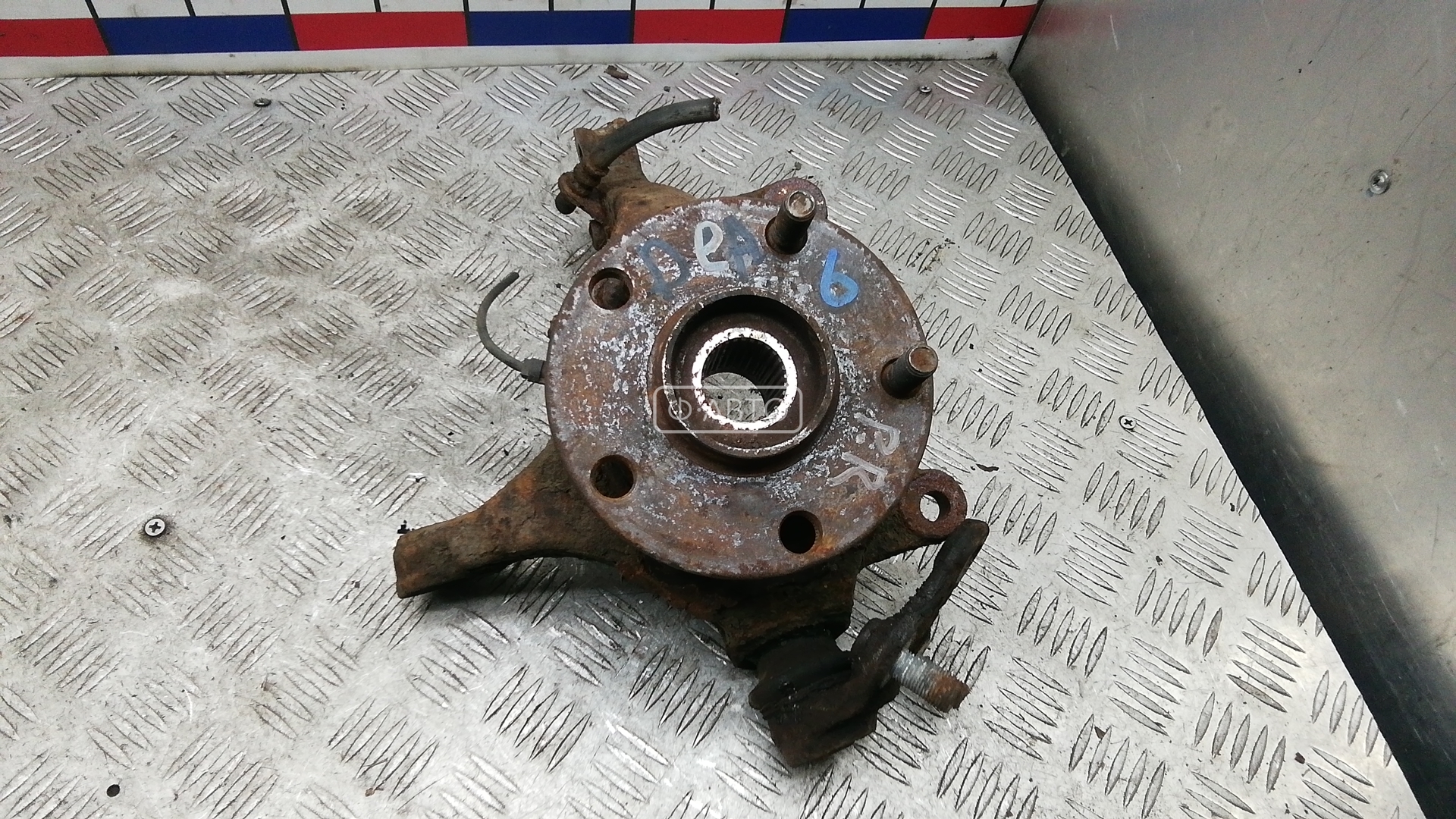 Ступица передняя правая