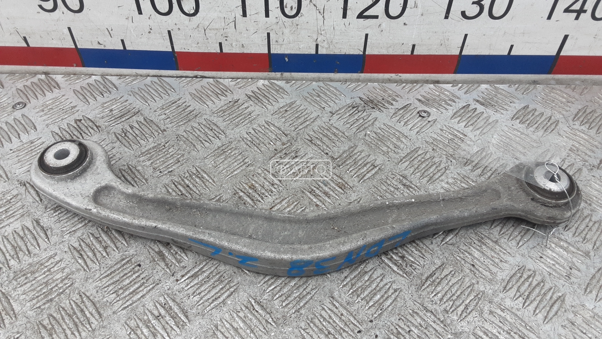 Рычаг задний