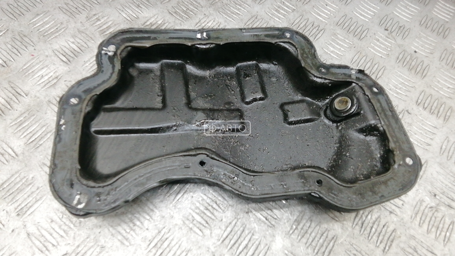 Поддон бензиновый