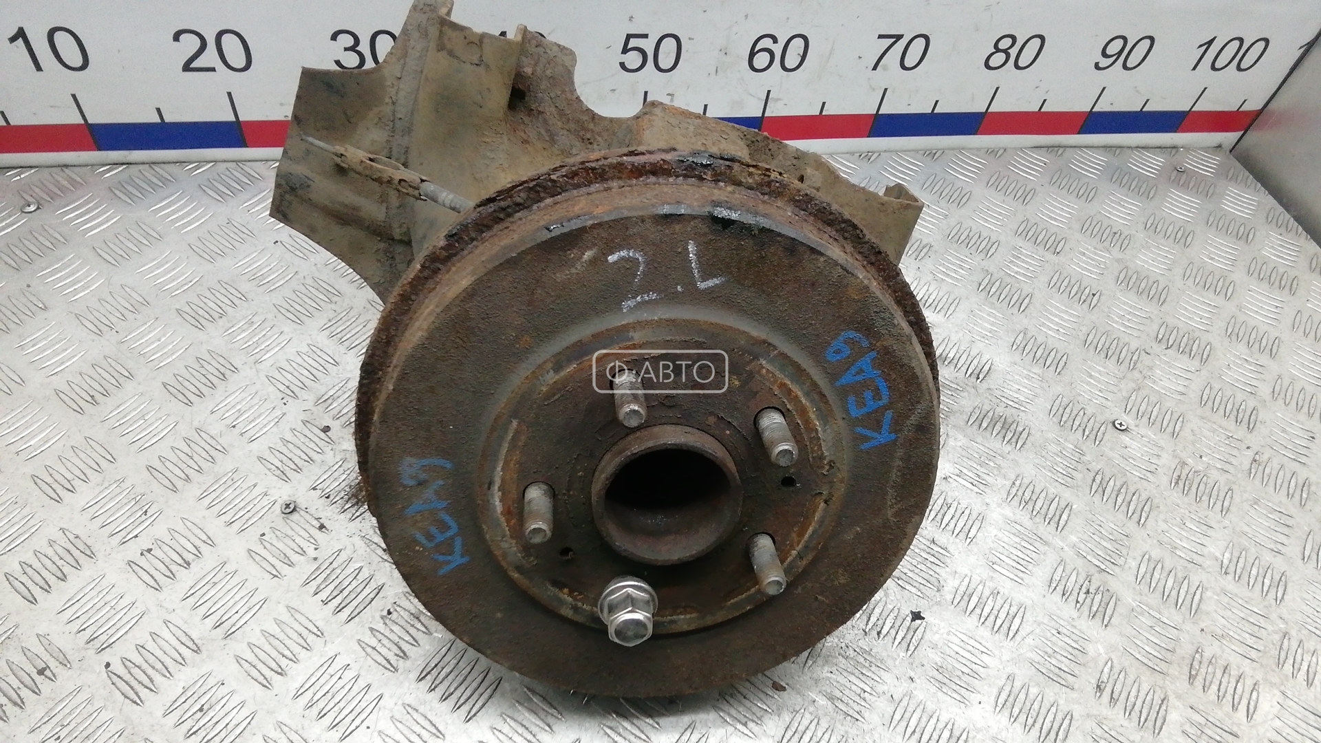 Ступица задняя левая