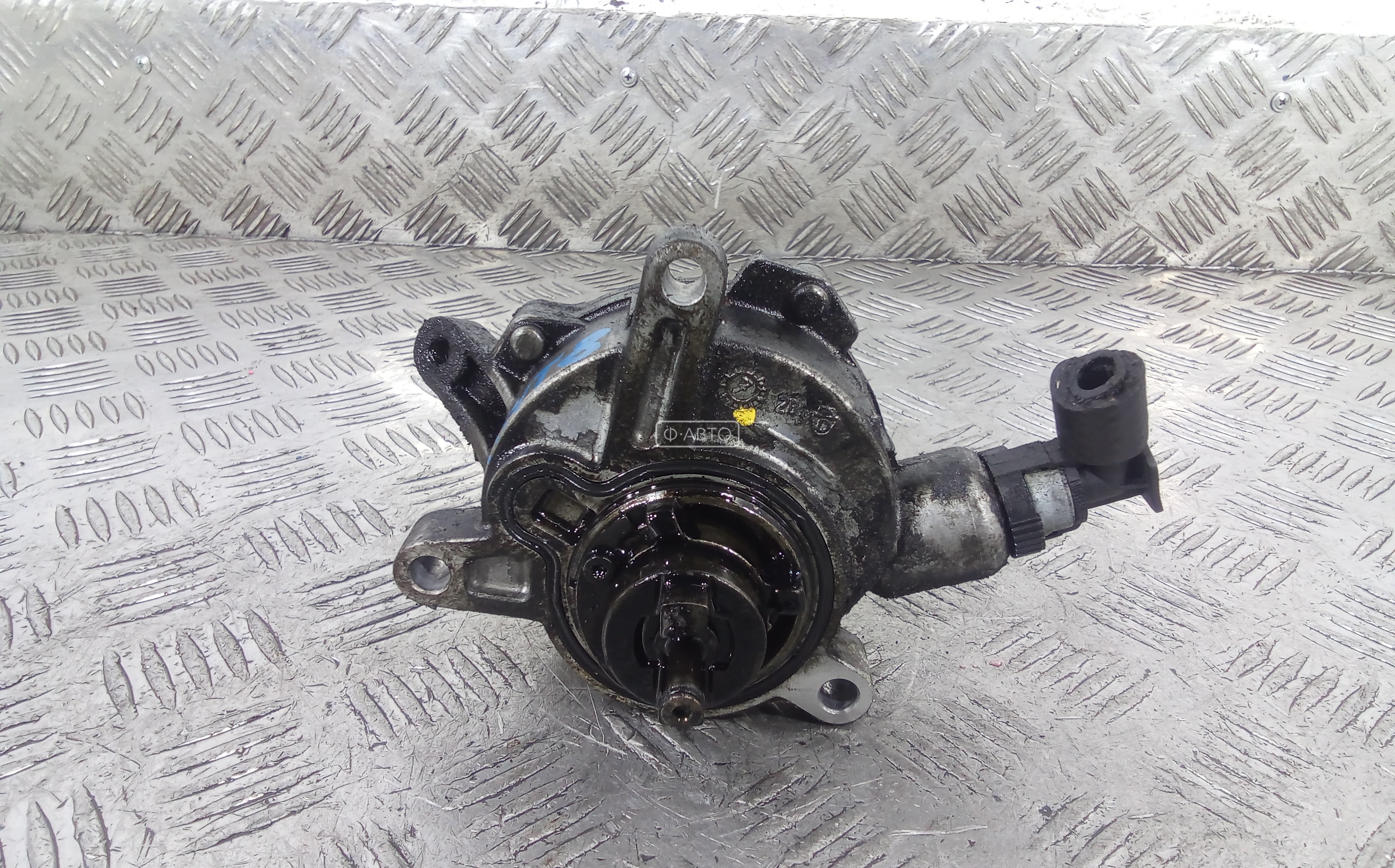 Насос вакуумный