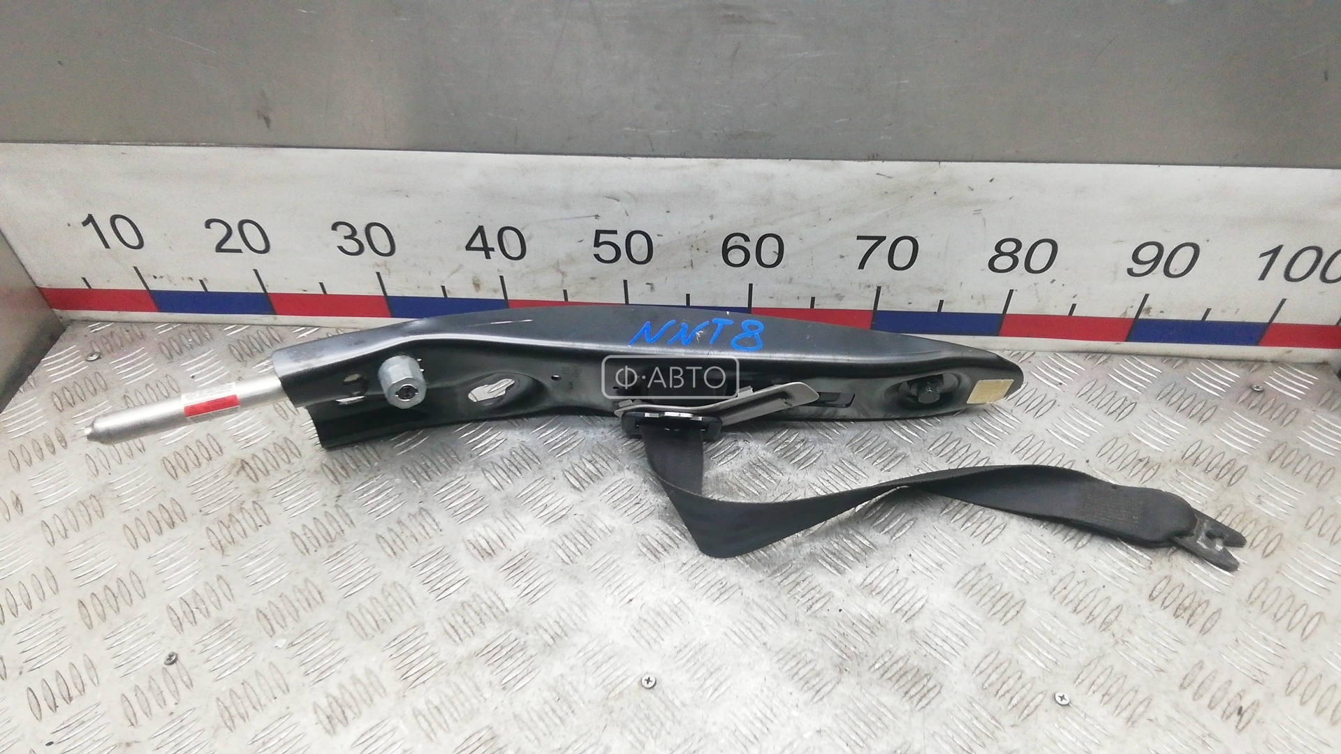 Ремень безопасности с пиропатроном сиденья переднего