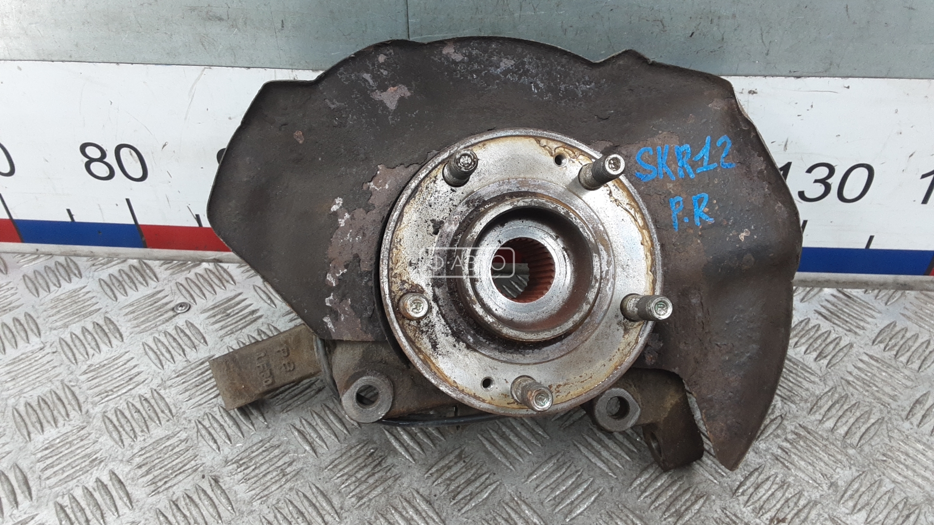 Ступица передняя правая