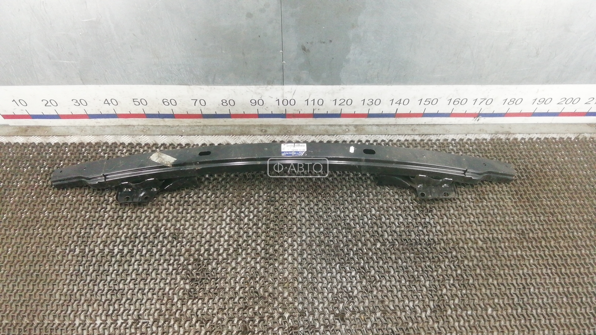 Усилитель бампера передний (кронштейн)