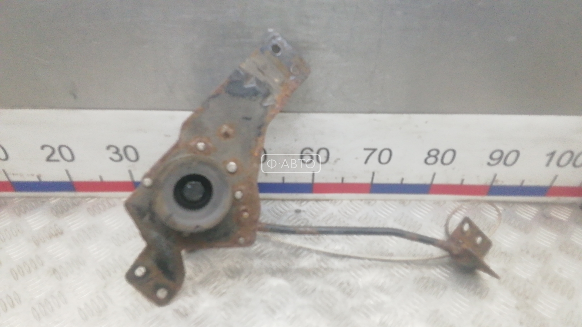 Механизм запасного колеса