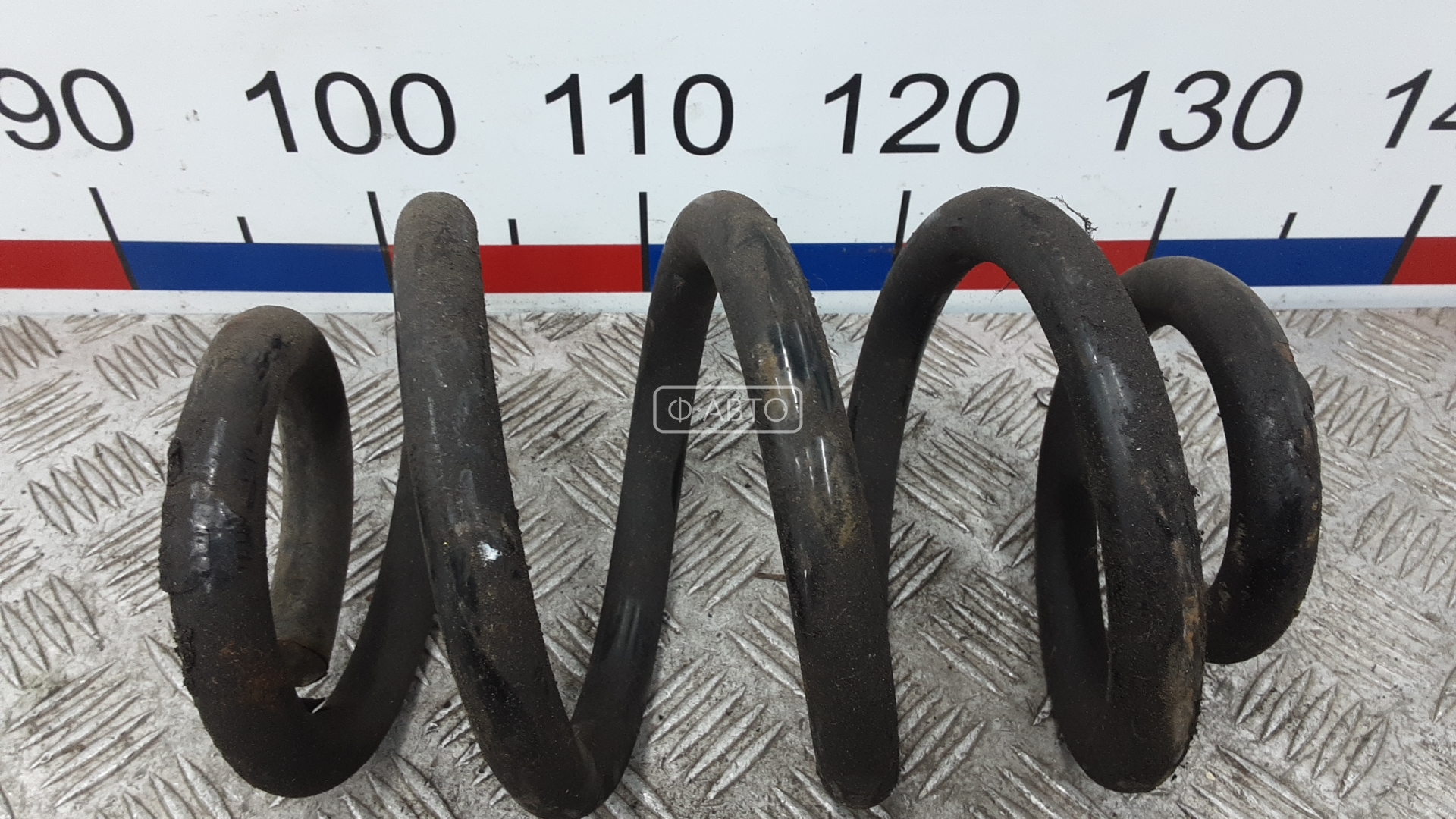 Пружина задняя