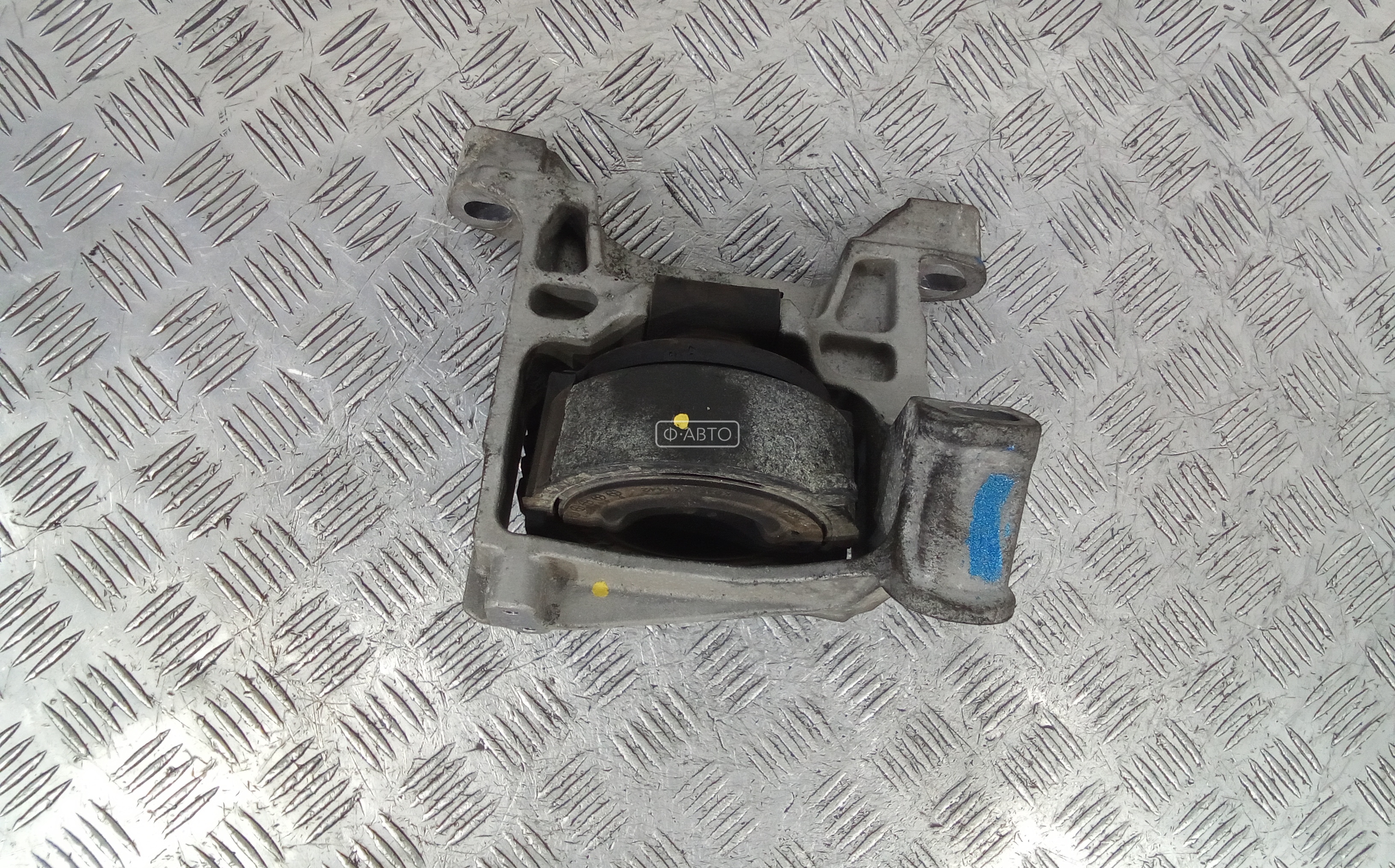 Подушка двигателя дизельная