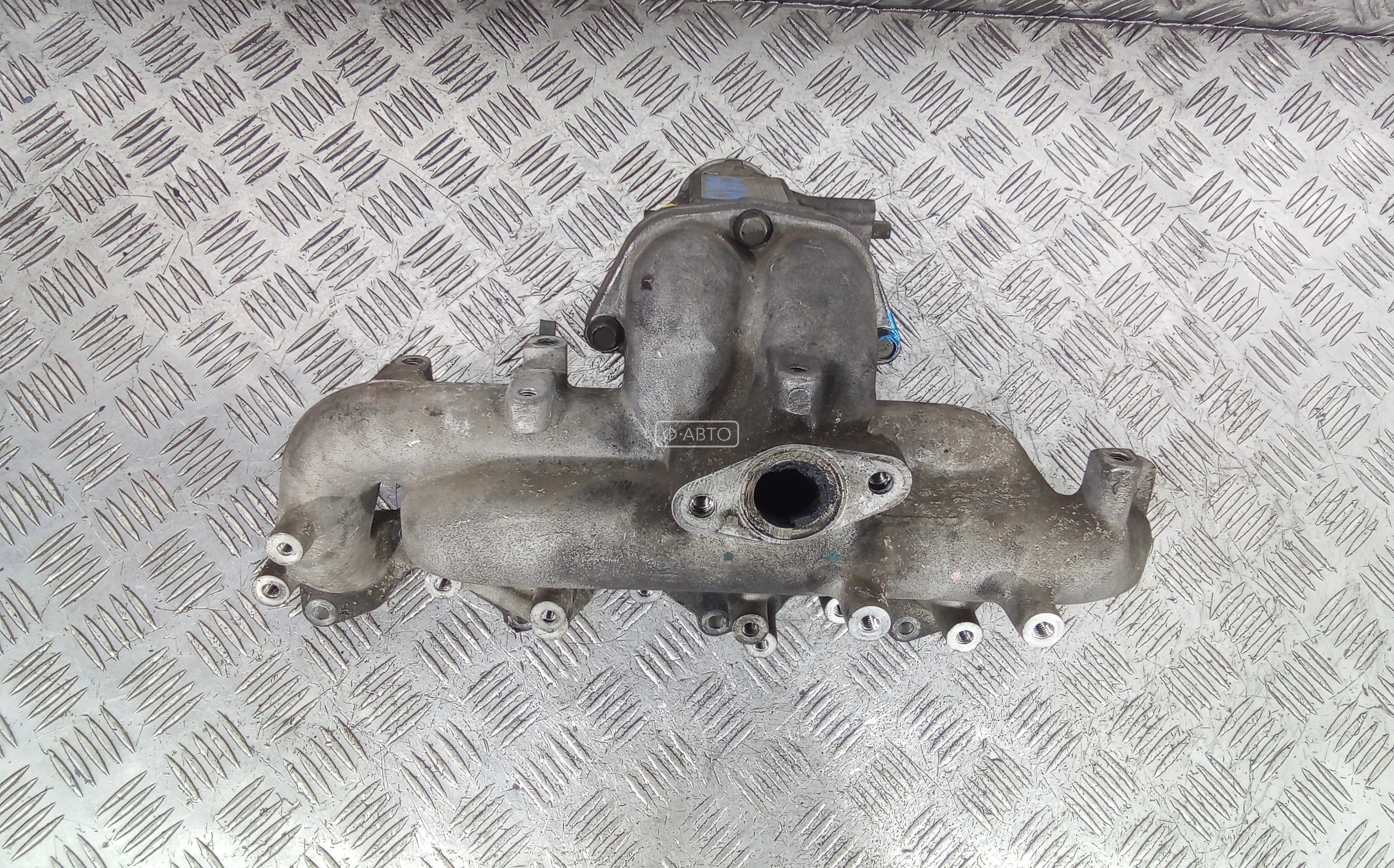 Впускной коллектор дизельный