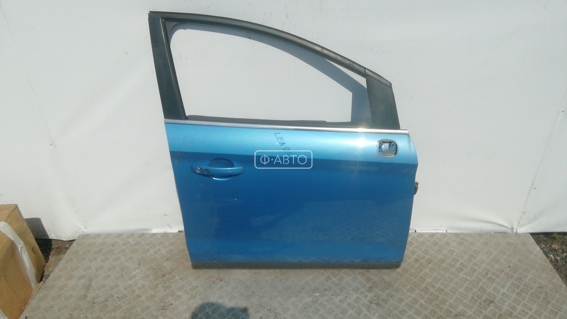 Дверь передняя правая