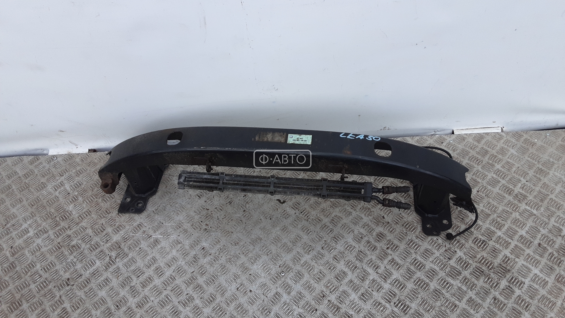 Усилитель бампера передний (кронштейн)