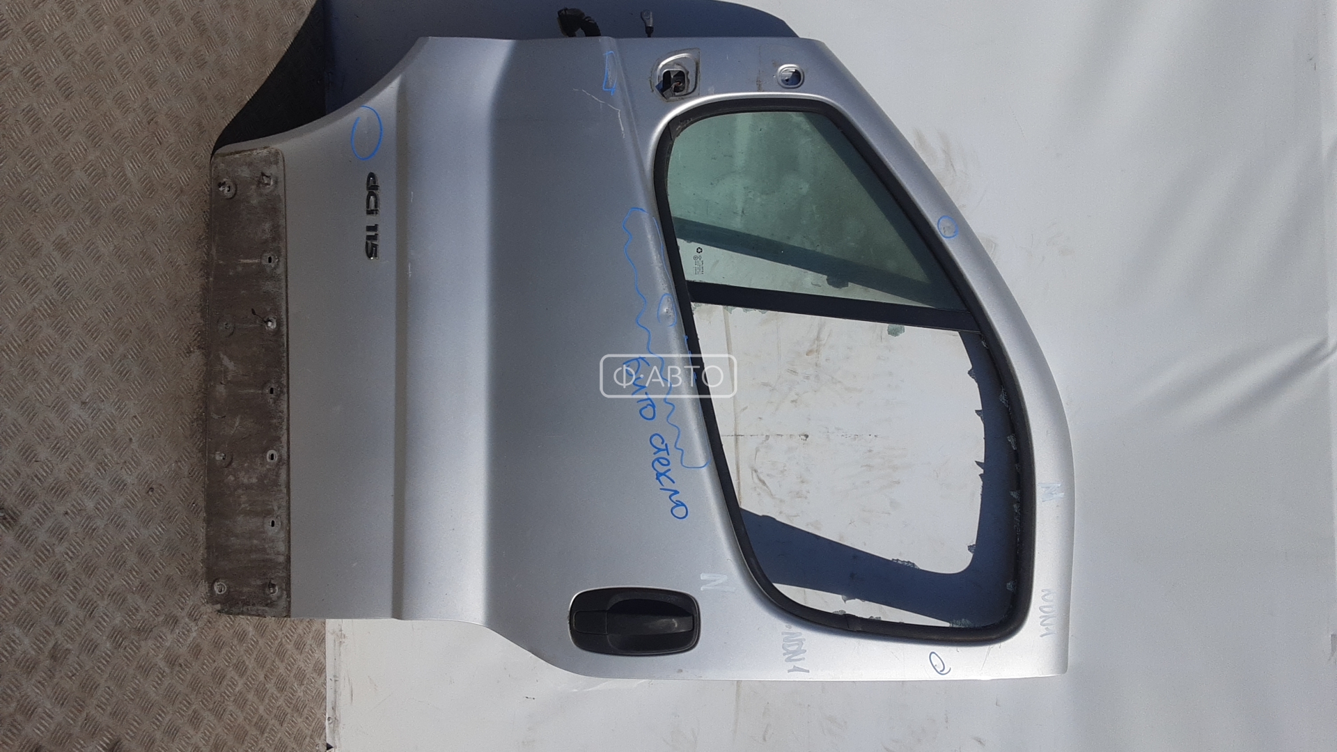 Дверь передняя левая