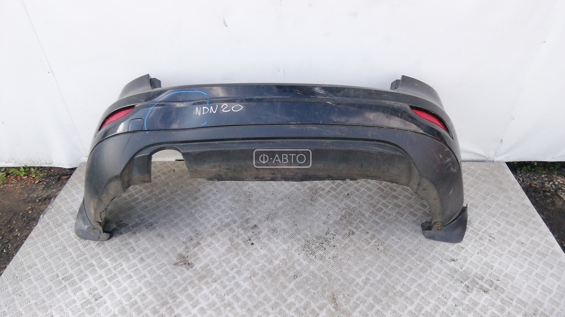 Бампер задний