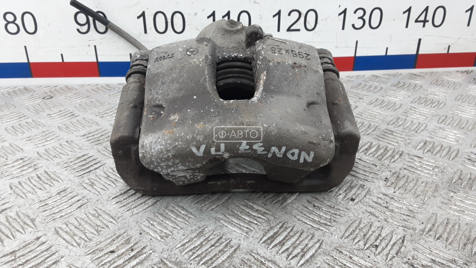 Суппорт тормозной передний левый