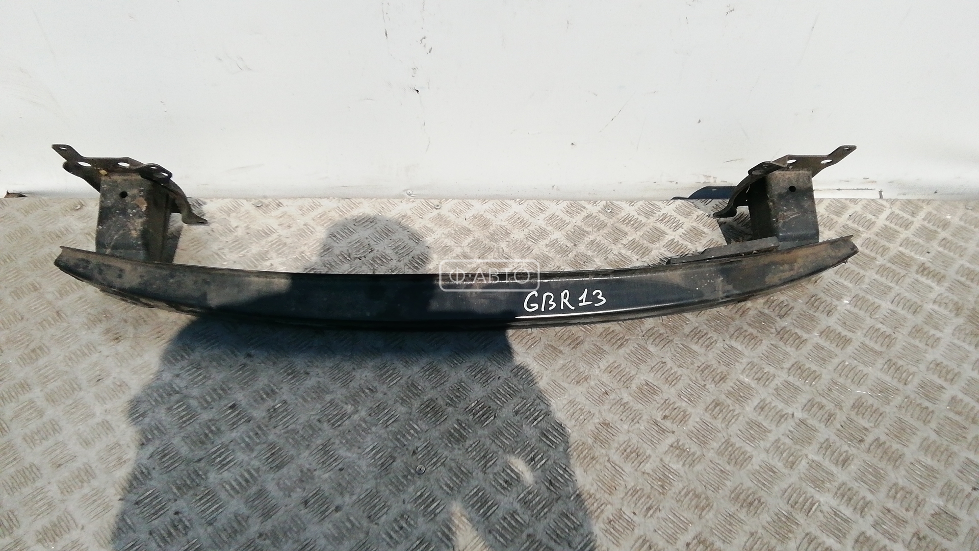 Усилитель бампера передний (кронштейн)