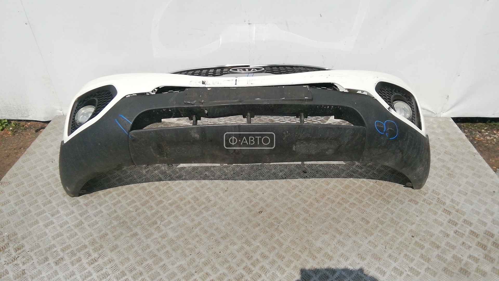 Бампер передний