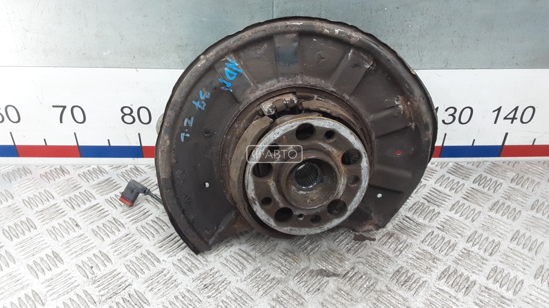 Ступица задняя левая