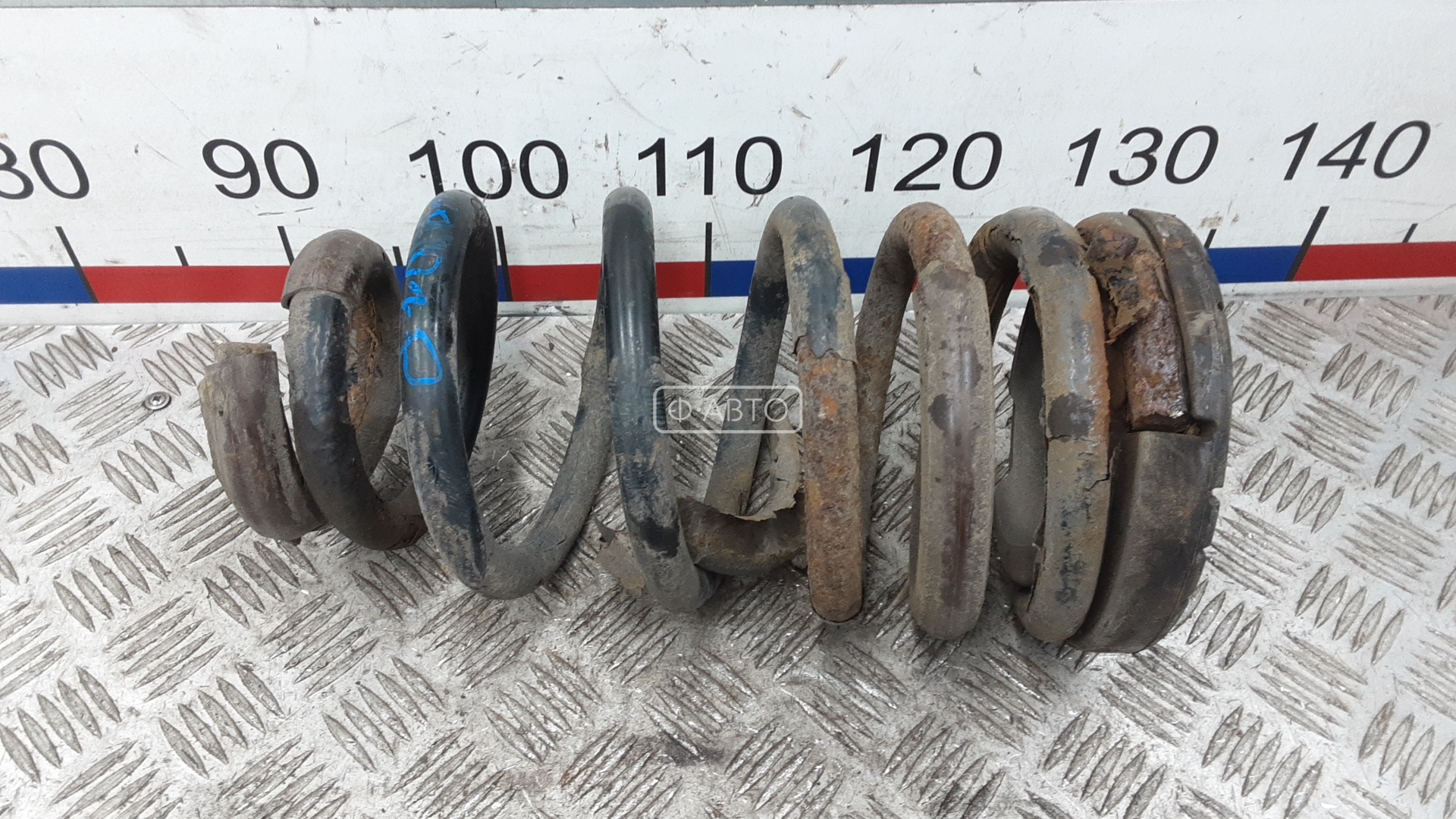 Пружина задняя