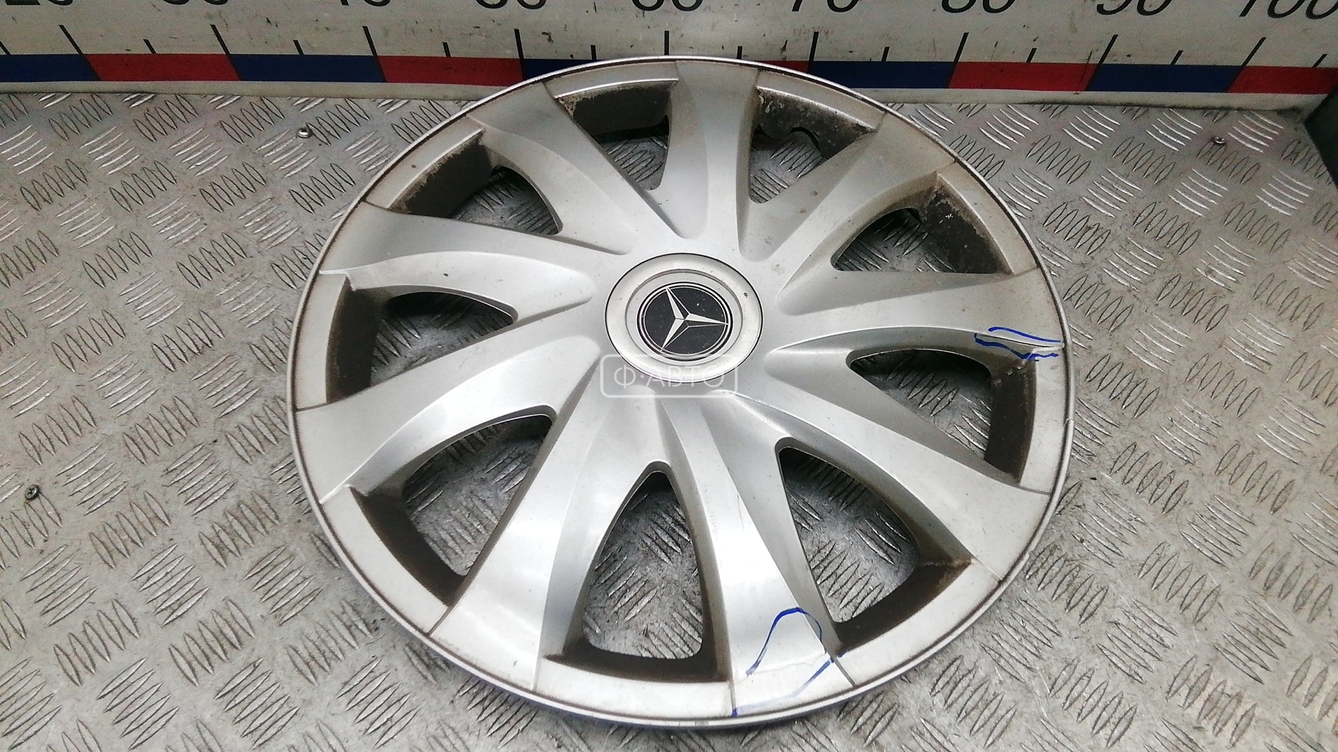 Колпак колесный