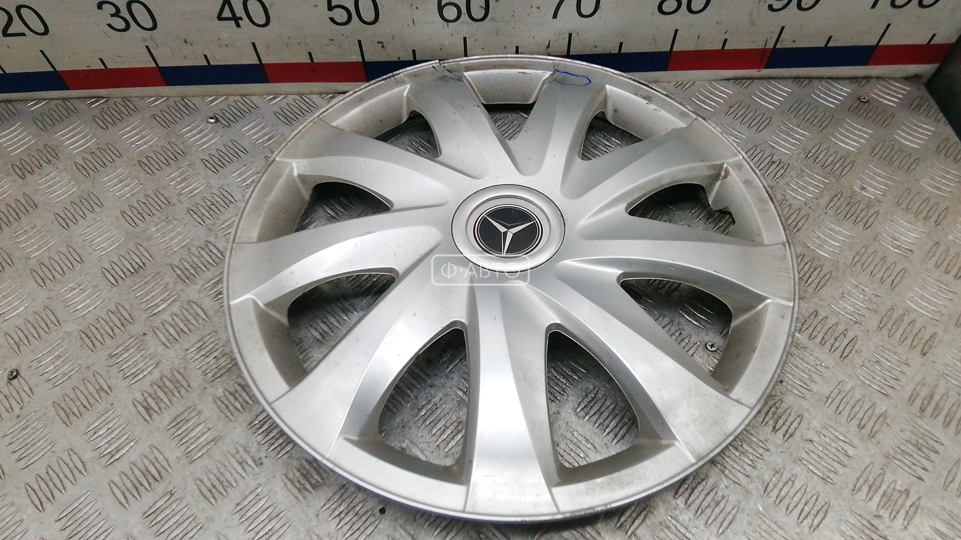 Колпак колесный