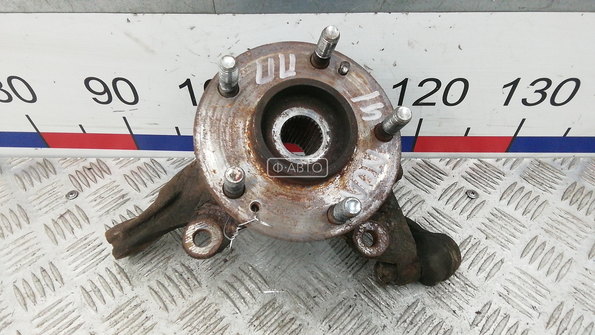 Ступица передняя правая