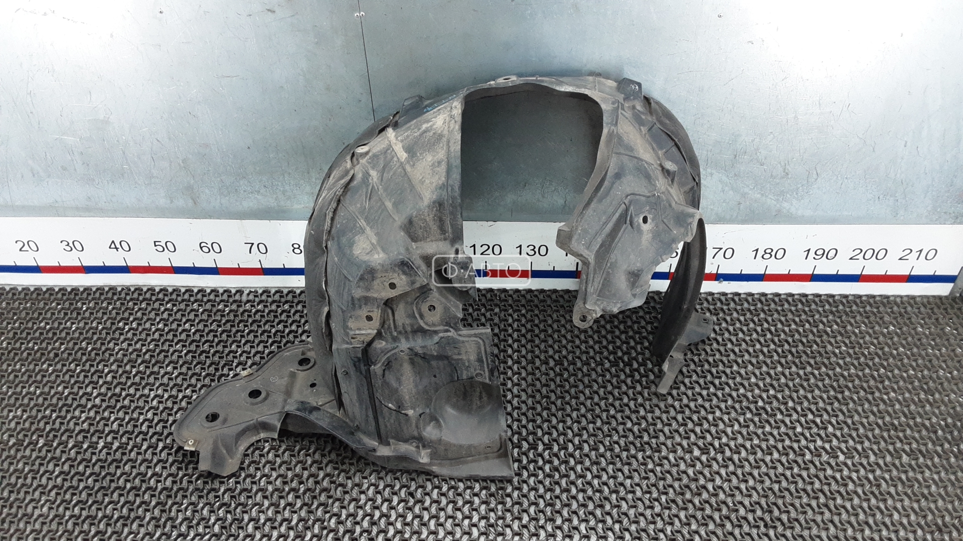 Защита арок (защита крыла, подкрылок) передняя правая